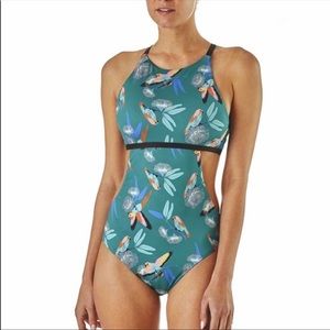 Patagonia Nireta parrot tropical One-Piece Swimsuit small